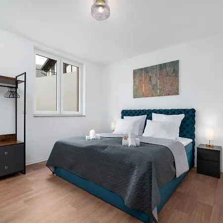 Modernes Apartment, Altstadt, Parkplatz, Netflix Apartment